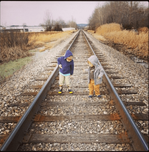 train_tracks_boys_nashmomsblog