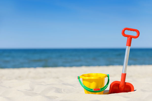 beach-pail-shovel