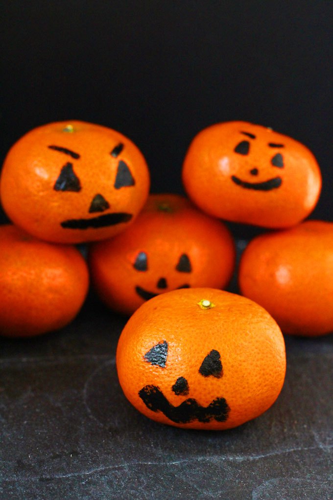 Clementine Pumpkins (Source: myfussyeater.com ) non-candy treats Halloween for kids