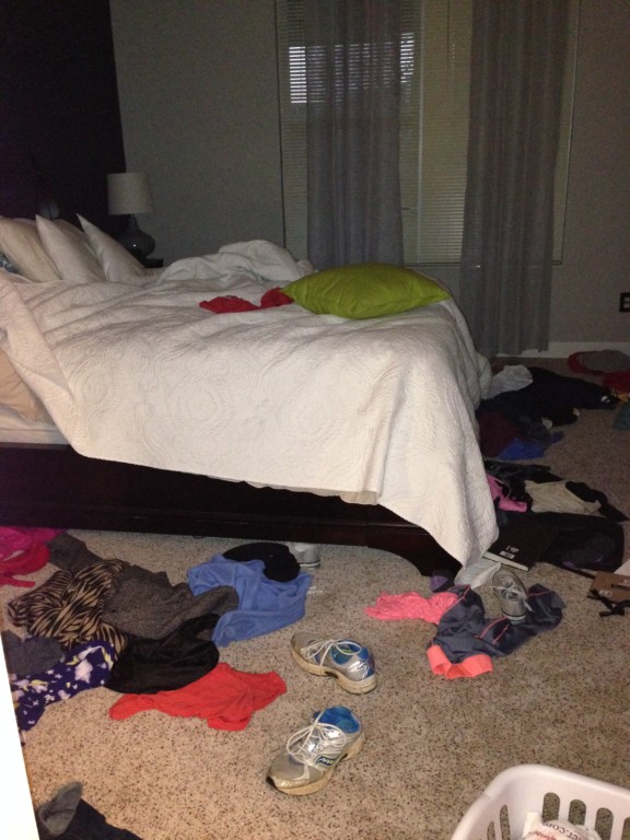 impact of my weekday clutter bedroom Nashville Moms Blog