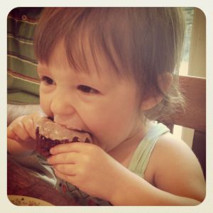 Daughter_Eating_My_Promise_NashMomsBlog