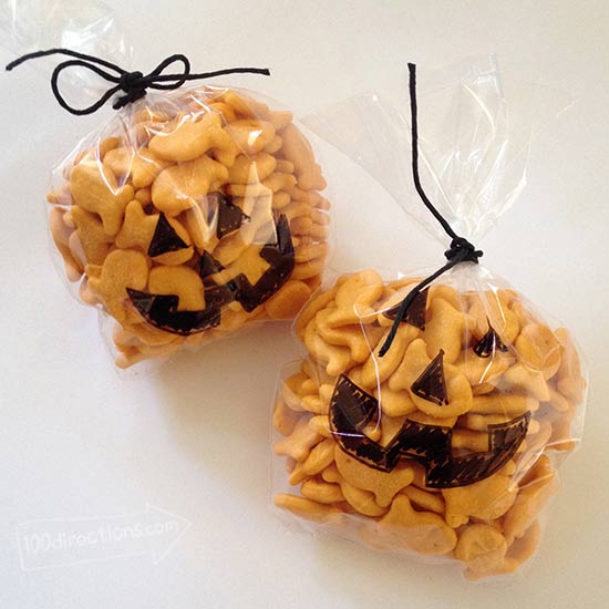 goldfish pumpkin non-candy treats for Halloween Nashville Moms Blog