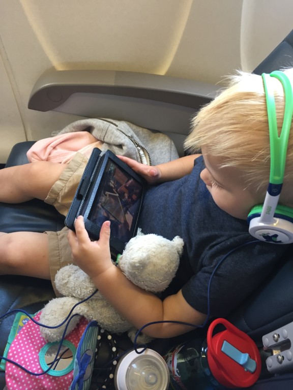 flying with young children dear childless flyers